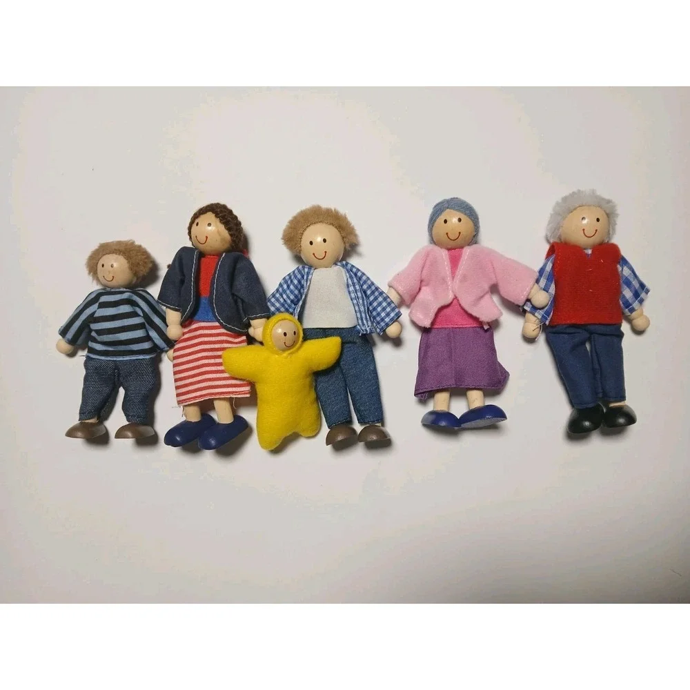 Melissa & Doug Wooden Doll - Set Of 6
